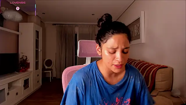 bella apont online show from 11, 9, 2025