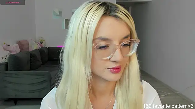 LovelyBianca online show from 14, 9, 2025