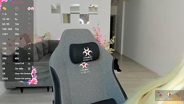 LovelyBianca online show from 21, 9, 2025