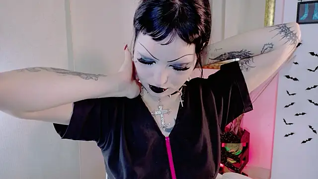 Madison Jackson online show from 23, 4, 2026