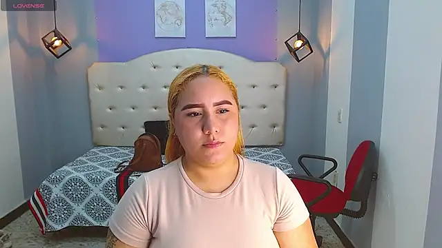 Snapshot of Kathiasaints chatting on 20, 2, 2025 Kathiasaints online show from 20, 2, 2025