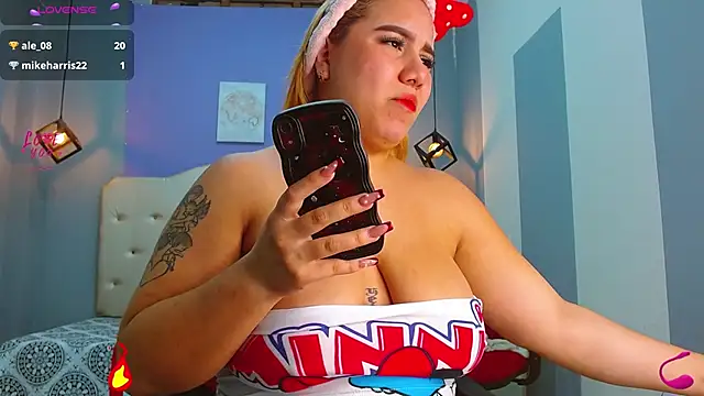 Snapshot of Kathiasaints chatting on 8, 3, 2025 Kathiasaints online show from 8, 3, 2025