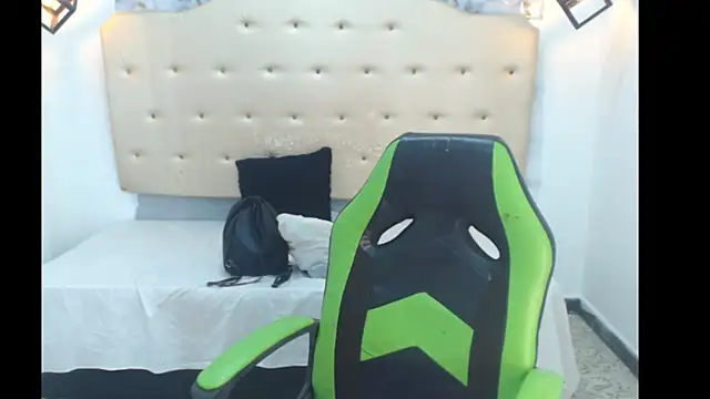 Kathiasaints online show from 12, 4, 2026