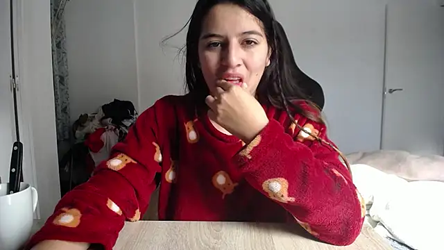 Contantin helena online show from 5, 12, 2025