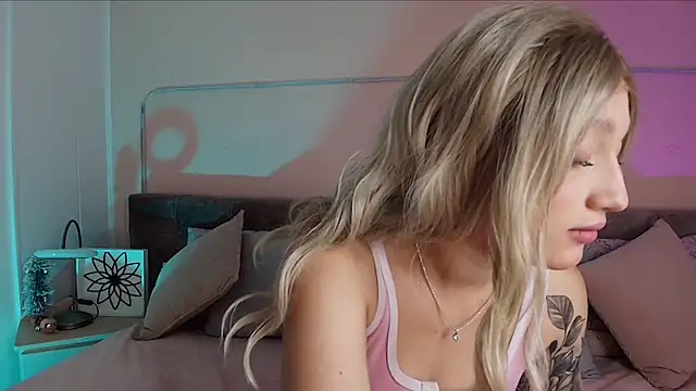 Giaa Ross online show from 20, 1, 2025