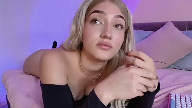 Giaa Ross online show from 30, 1, 2025