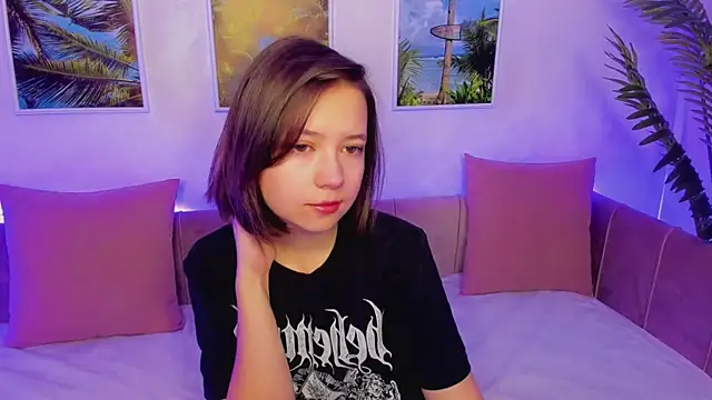 Lina Brownie online show from 21, 1, 2025