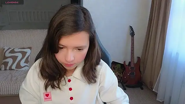 Lina Brownie online show from 1, 10, 2025