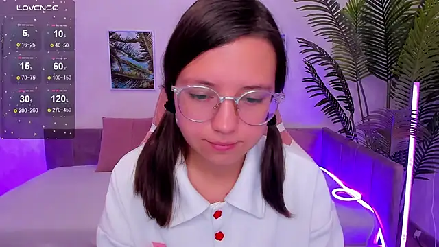 Lina Brownie online show from 6, 10, 2025