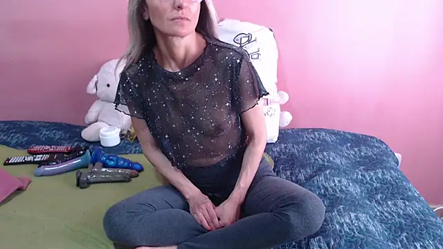 Susanlover online show from 7, 10, 2025