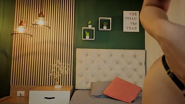 madison little  online show from 14, 9, 2025