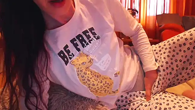 Snapshot of LovelyAndraGirl chatting on 18, 3, 2026 LovelyAndraGirl online show from 18, 3, 2026