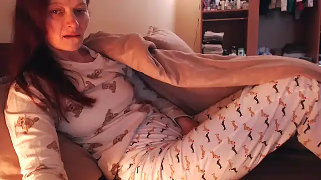 Snapshot of LovelyAndraGirl chatting on 1, 5, 2026 LovelyAndraGirl online show from 1, 5, 2026