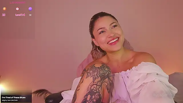 AyraSmith  online show from 16, 2, 2025