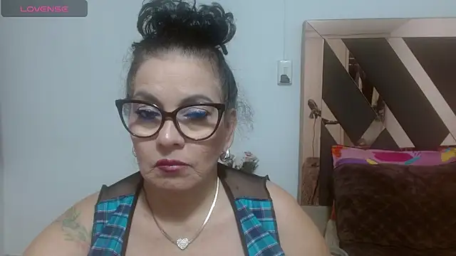 lindaesmeralda online show from 16, 3, 2026