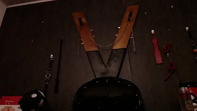 CharlotteScotte online show from 28, 2, 2025