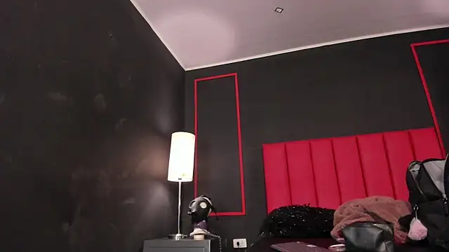 CharlotteScotte online show from 1, 3, 2025