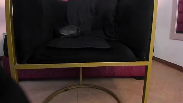 CharlotteScotte online show from 5, 3, 2026