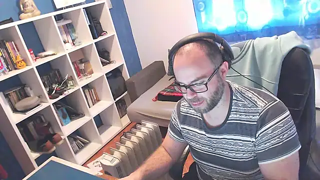 ravingr4d4 online show from 13, 3, 2025