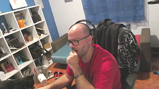 ravingr4d4 online show from 11, 9, 2025