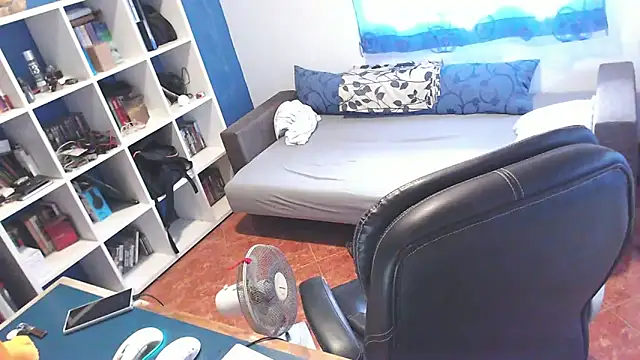 ravingr4d4 online show from 3, 10, 2025