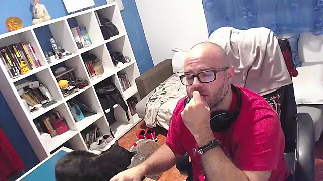 ravingr4d4 online show from 15, 10, 2025