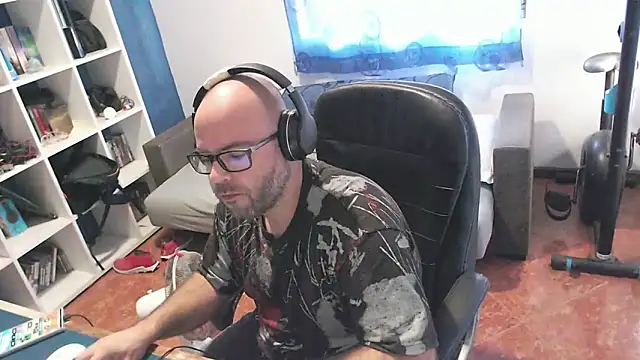 ravingr4d4 online show from 17, 10, 2025