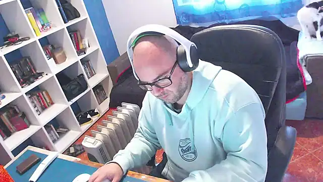 ravingr4d4 online show from 22, 12, 2025