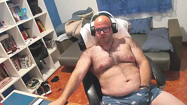 ravingr4d4 online show from 27, 4, 2026