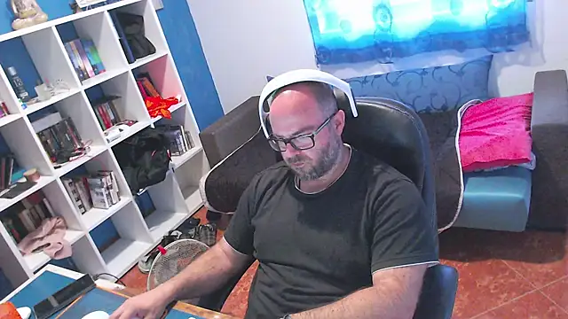 ravingr4d4 online show from 5, 6, 2026
