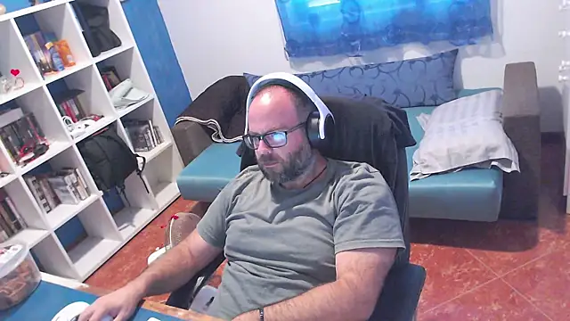 ravingr4d4 online show from 16, 7, 2026
