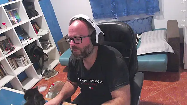 ravingr4d4 online show from 19, 7, 2026