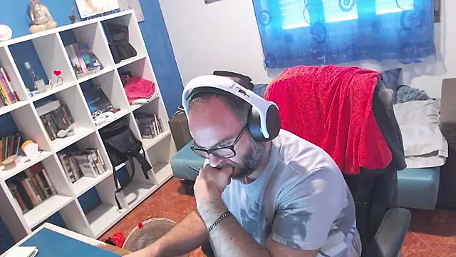 ravingr4d4 online show from 23, 7, 2026