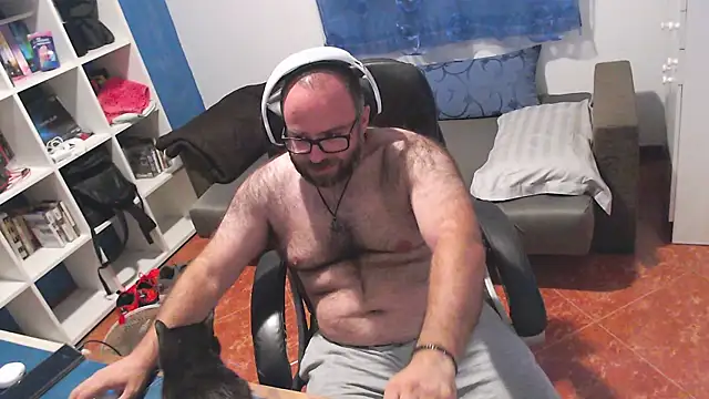 ravingr4d4 online show from 25, 7, 2026