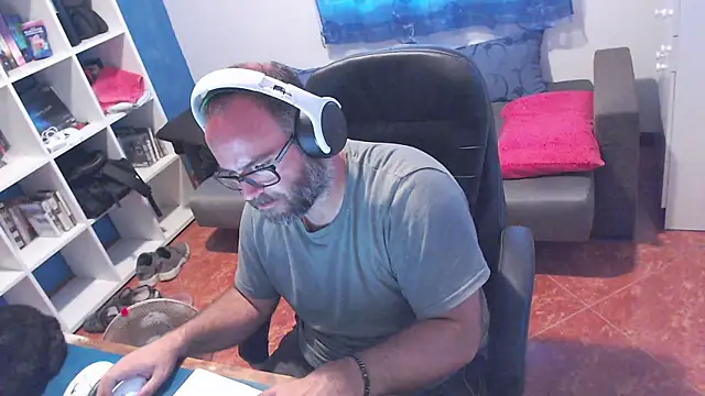 ravingr4d4 online show from 28, 7, 2026