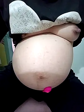 SweetGirl2k2 online show from 24, 4, 2026