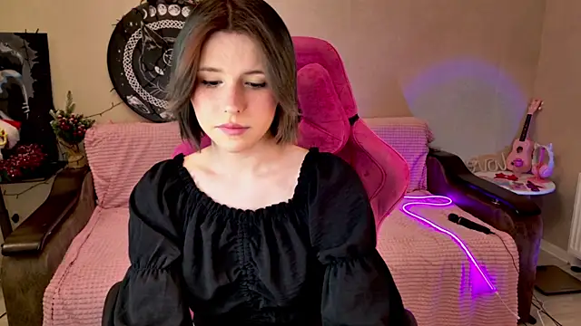 Snapshot of Alisa_Black_Star chatting on 12, 1, 2025 Alisa Black Star online show from 12, 1, 2025