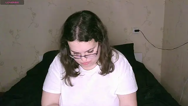 Snapshot of VladaCandy chatting on 7, 12, 2024 VladaCandy online show from 7, 12, 2024