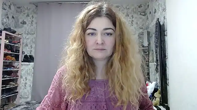 Snapshot of Helen1974 chatting on 14, 12, 2024 Helen1974 online show from 14, 12, 2024