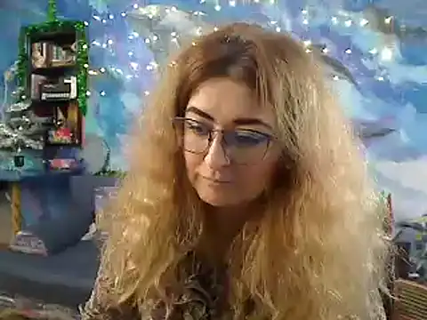 Snapshot of Helen1974 chatting on 24, 12, 2024 Helen1974 online show from 24, 12, 2024