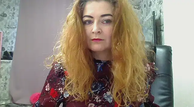 Snapshot of Helen1974 chatting on 21, 1, 2025 Helen1974 online show from 21, 1, 2025