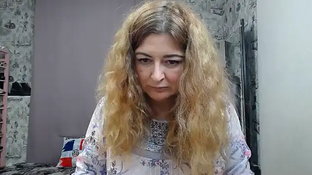 Snapshot of Helen1974 chatting on 30, 1, 2025 Helen1974 online show from 30, 1, 2025