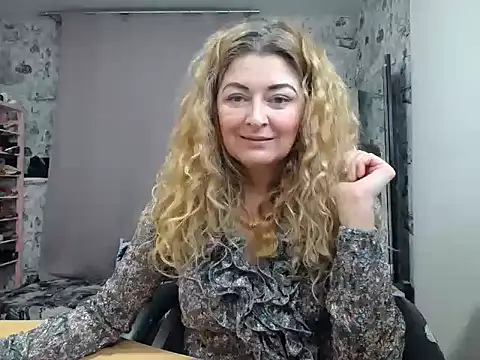 Snapshot of Helen1974 chatting on 3, 3, 2025 Helen1974 online show from 3, 3, 2025