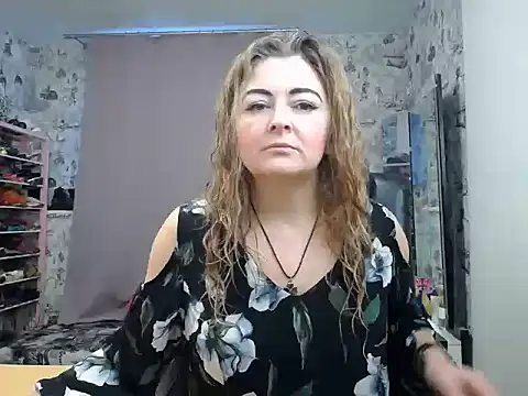 Snapshot of Helen1974 chatting on 5, 3, 2025 Helen1974 online show from 5, 3, 2025