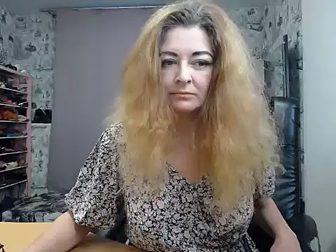 Snapshot of Helen1974 chatting on 12, 3, 2025 Helen1974 online show from 12, 3, 2025