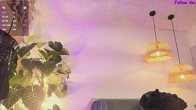 Snapshot of bellablack27 chatting on 21, 5, 2026 bellablack27 online show from 21, 5, 2026