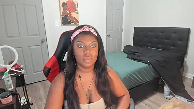 demi xoxo online show from 1, 2, 2025