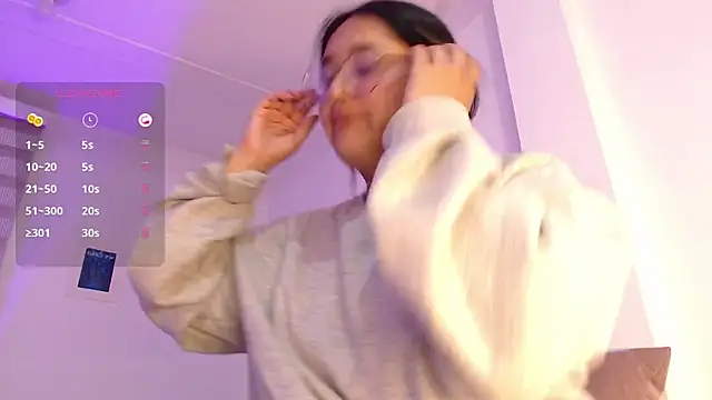 Megan FE online show from 4, 10, 2025