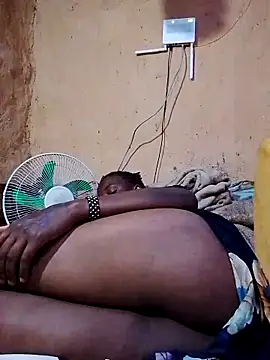 cute naimah online show from 4, 3, 2026