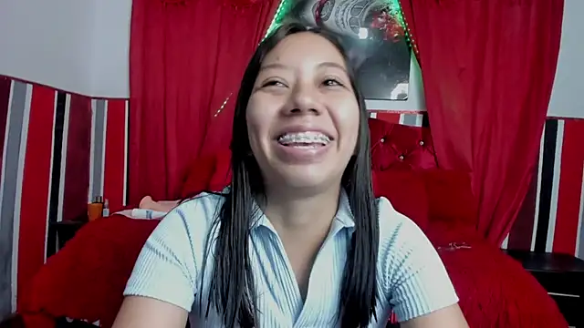 Snapshot of sexylaurita chatting on 28, 2, 2025 sexylaurita online show from 28, 2, 2025